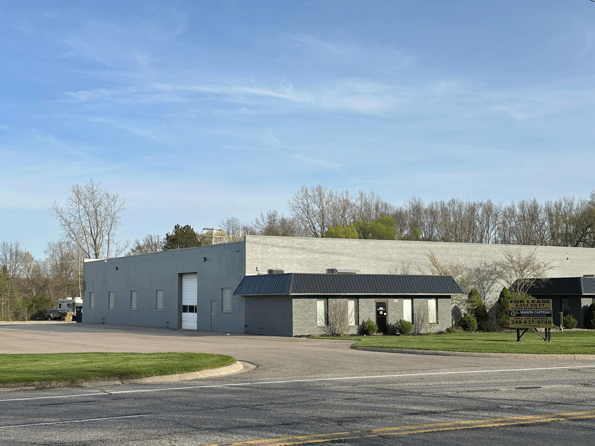 60950 Van Dyke Rd, Washington, MI à louer Photo principale– Image 1 sur 3