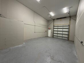 1173-1179 SW 1st Way, Deerfield Beach, FL à louer Photo intérieure– Image 2 sur 6