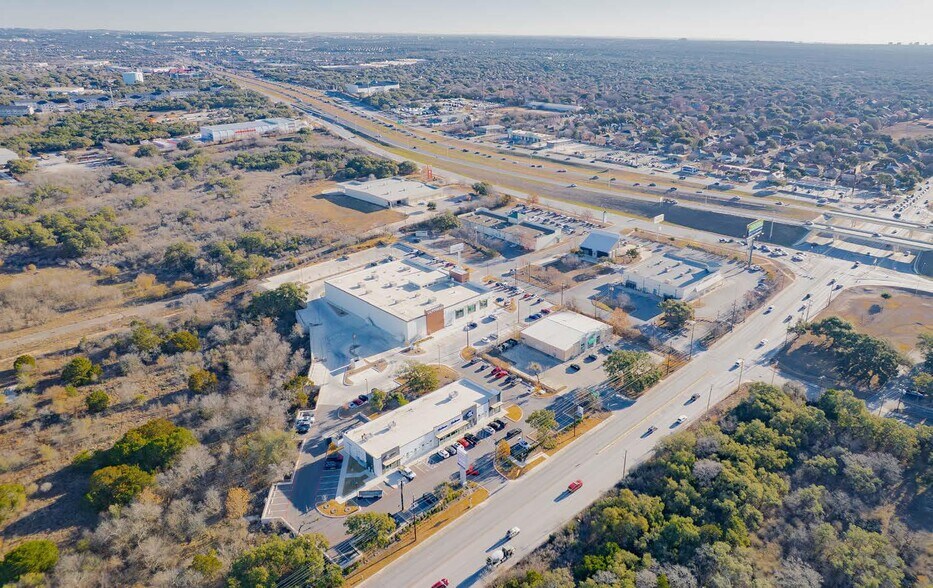9955 Braun Rd, Helotes, TX à vendre - Photo de l’immeuble – Image 3 sur 4