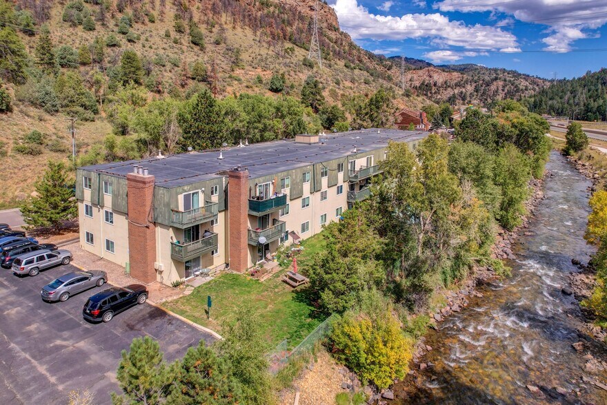 3201 Riverside Dr, Idaho Springs, CO à vendre - Photo de l’immeuble – Image 3 sur 22