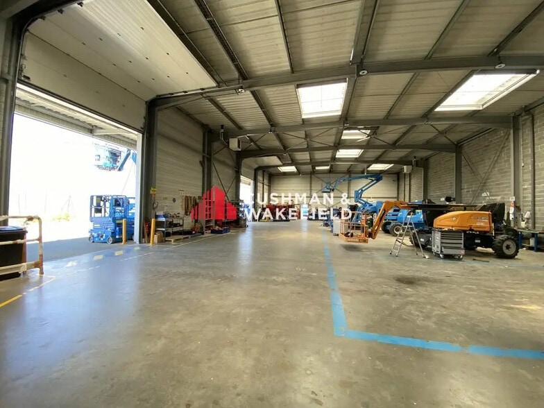 Bureau dans Bruguières à louer - Photo intérieure – Image 3 sur 8