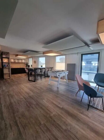 2 Rue Maurice Mallet, Issy-les-Moulineaux à louer - Photo de l’immeuble – Image 3 sur 4