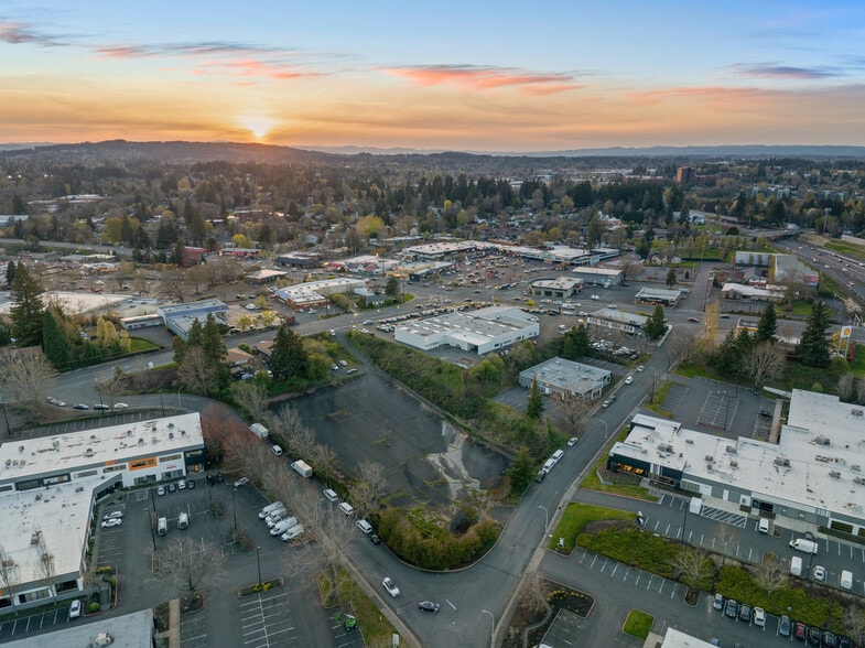 SW Pacific Hwy, Tigard, OR à vendre - Photo principale – Image 2 sur 3