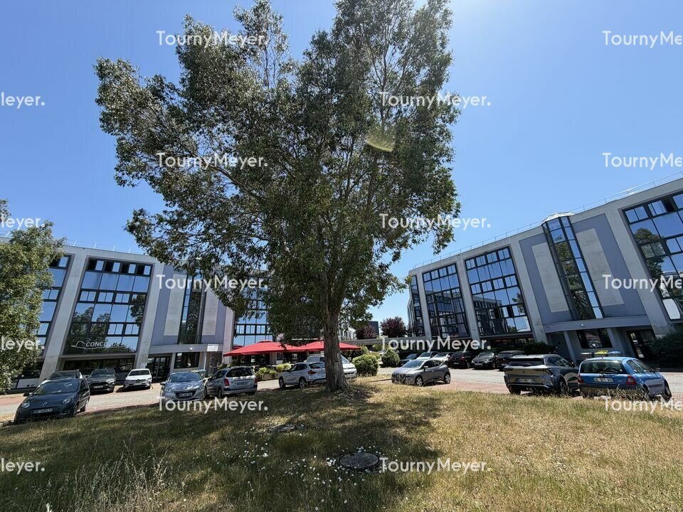 1 Rue Charles Lindbergh, Bouguenais à louer Photo de l’immeuble– Image 1 sur 5