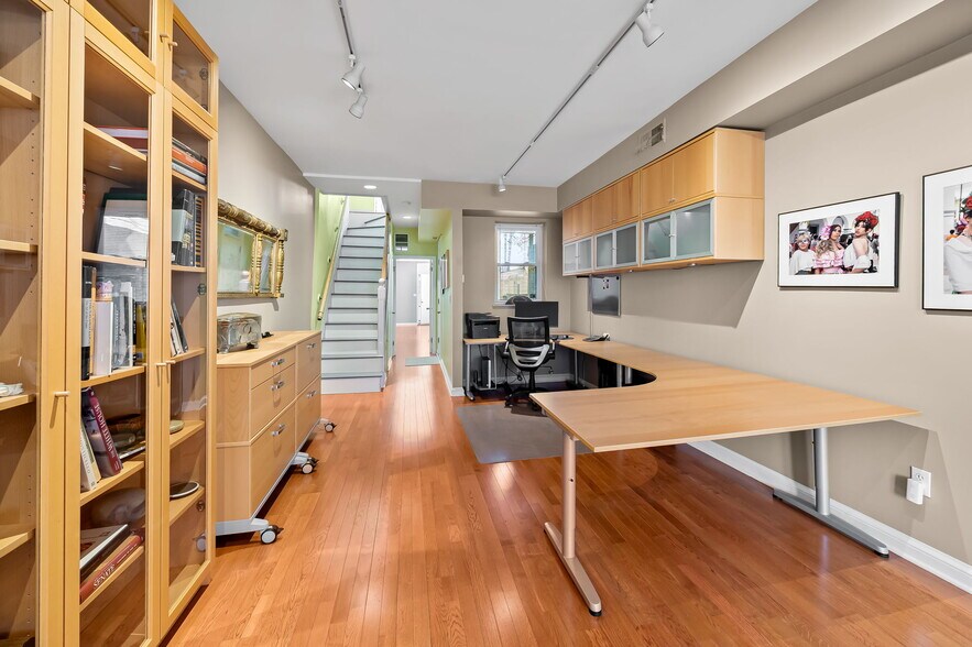 1637 E Baltimore St, Baltimore, MD à vendre - Photo de l’immeuble – Image 3 sur 40