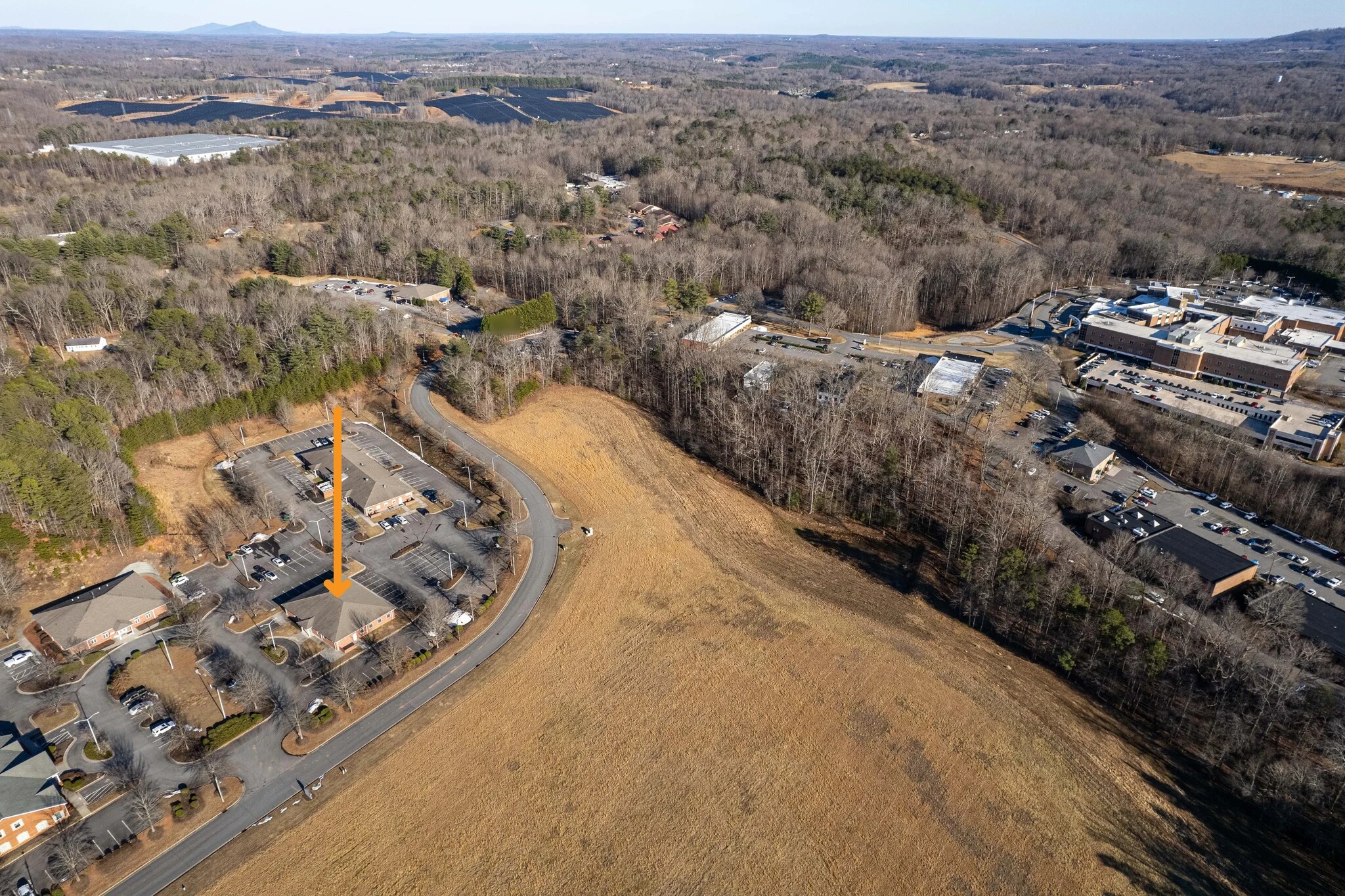 301 Eldon Parks Dr, Elkin, NC à vendre Photo principale– Image 1 sur 10