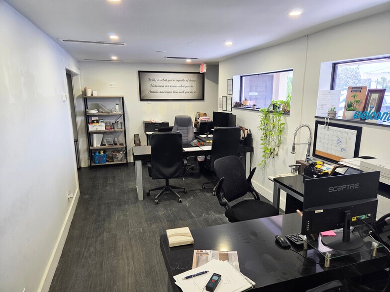 51 SW 5th St, Pompano Beach, FL à louer - Photo intérieure – Image 3 sur 13