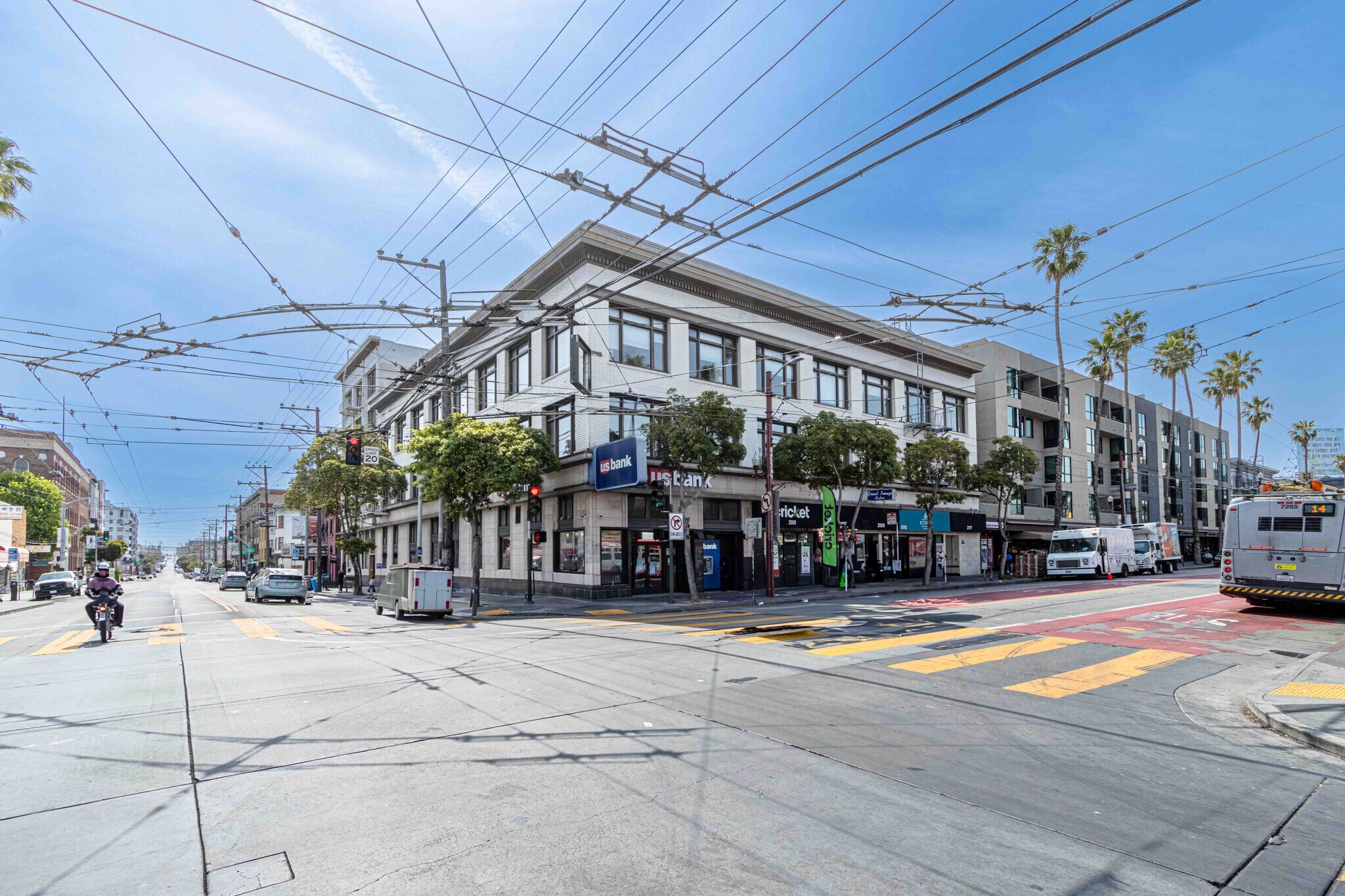 2001-2017 Mission St, San Francisco, CA à louer Photo principale– Image 1 sur 13