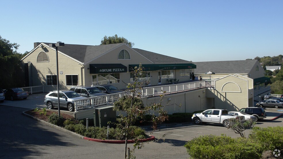 4400 Keller Ave, Oakland, CA à vendre - Photo principale – Image 1 sur 25