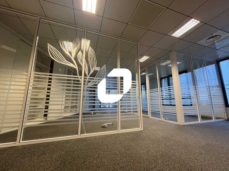 Bureau dans Lyon à louer - Photo de l’immeuble – Image 3 sur 36