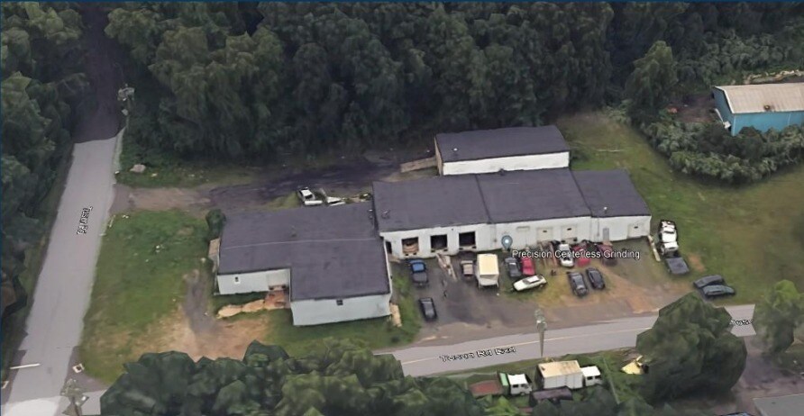 137 Tosun Rd, Wolcott, CT à louer - Photo de l’immeuble – Image 3 sur 9