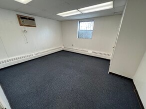 100 Hano St, Boston, MA à louer Photo intérieure– Image 1 sur 15