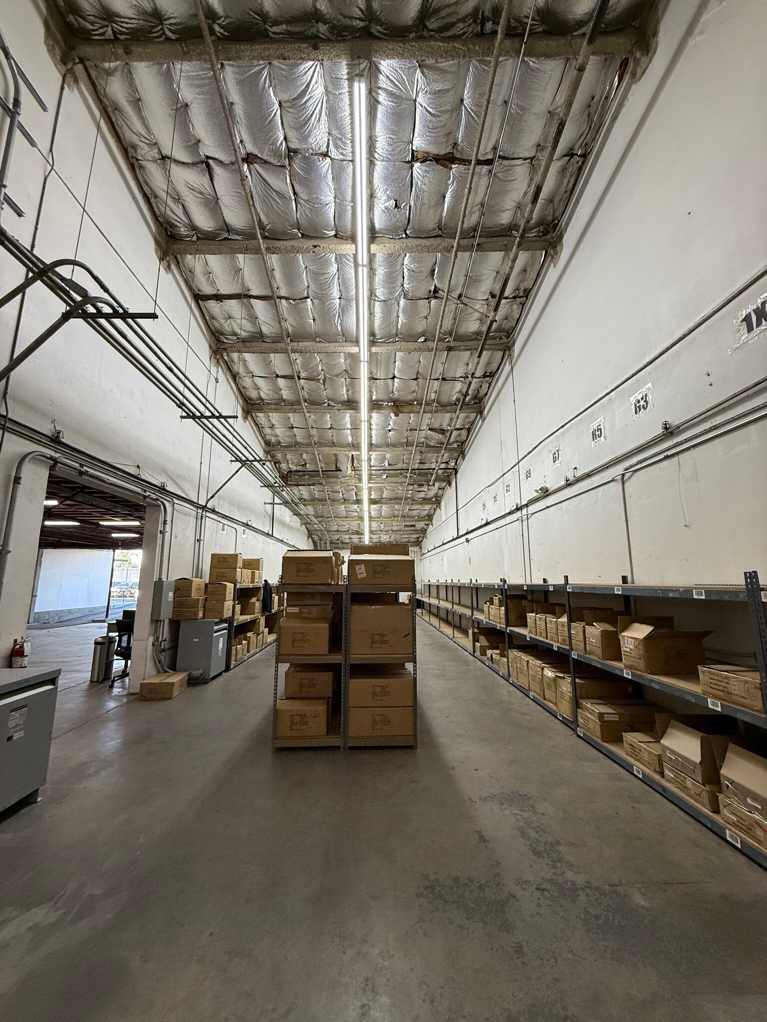 2250 Maple Ave, Los Angeles, CA à louer Photo intérieure– Image 1 sur 2