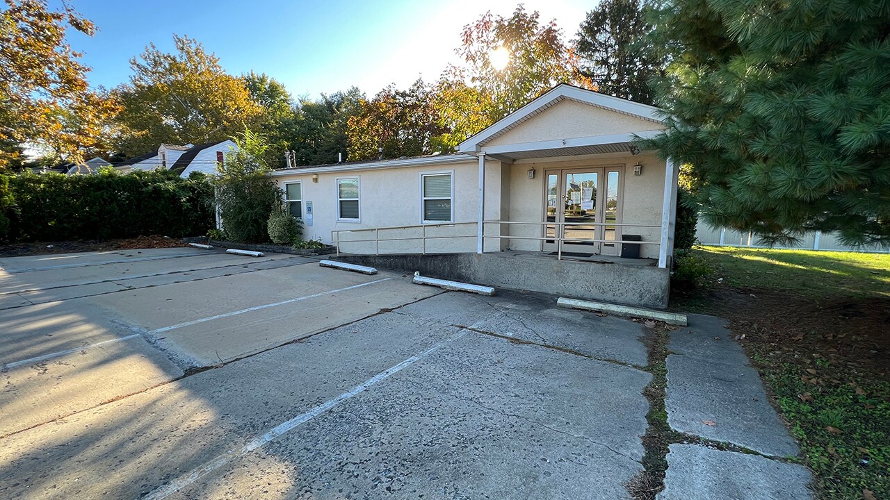 2A Rose St, Willingboro, NJ à vendre Photo de l’immeuble– Image 1 sur 8