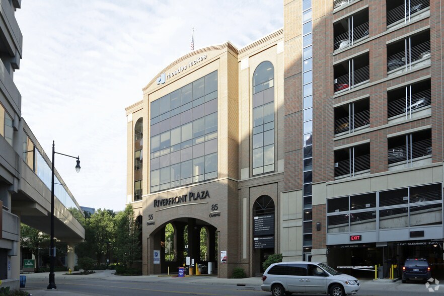 55 Campau Ave NW, Grand Rapids, MI à louer - Photo de l’immeuble – Image 2 sur 7