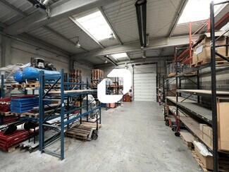 Plus de détails pour Différents types d’espaces à louer