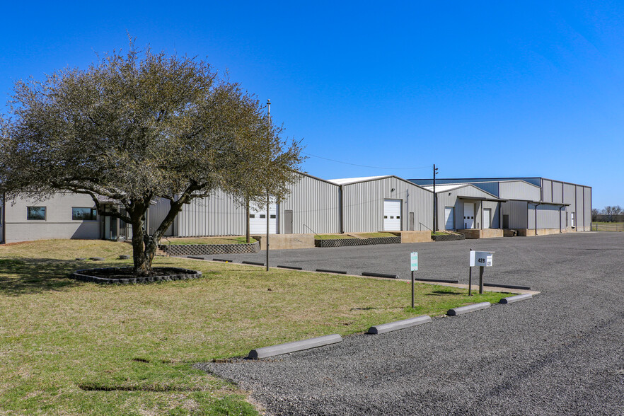 428 Gibbons Rd, Sherman, TX à louer - Photo de l’immeuble – Image 2 sur 14