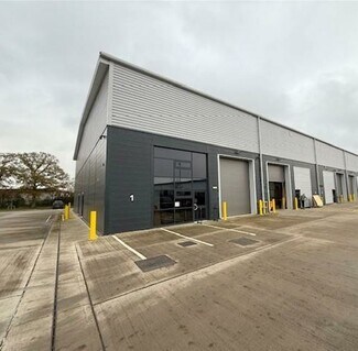 Plus de détails pour Arden Rd, Alcester - Industriel/Logistique à louer