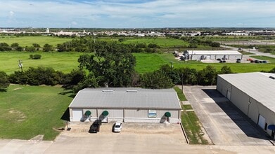 103 Center Point Rd, San Marcos, TX à louer Aérien– Image 2 sur 9