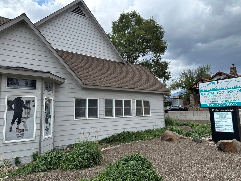 421 N Humphreys St, Flagstaff, AZ à louer - Photo de l’immeuble – Image 1 sur 3