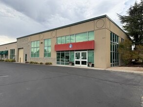 615 W 9400 S, Sandy, UT à louer Photo intérieure– Image 1 sur 23