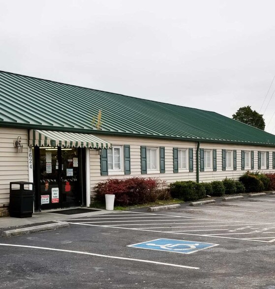 7624 Chapman Hwy, Knoxville, TN à vendre - Photo de l’immeuble – Image 2 sur 3