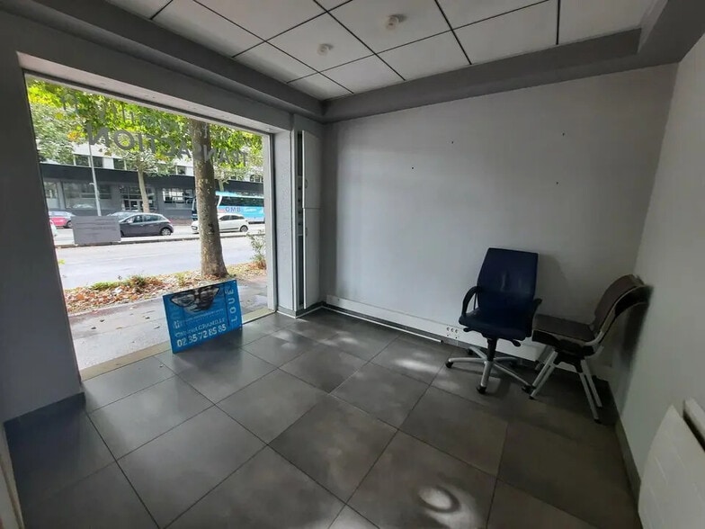 Local commercial dans Rouen à louer - Photo de l’immeuble – Image 3 sur 11