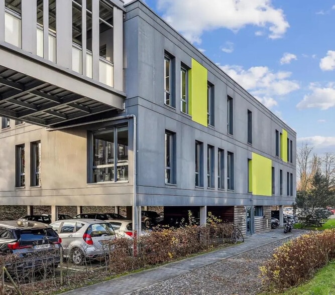 87 Rue Du Molinel, Marcq-en-Baroeul à louer - Photo de l’immeuble – Image 1 sur 3