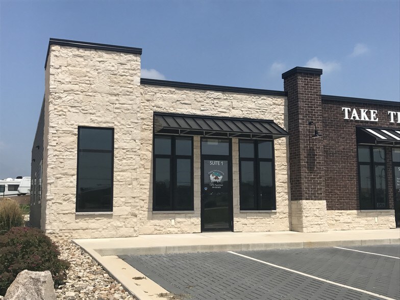 1003 50th St, Marion, IA à louer - Photo de l’immeuble – Image 3 sur 8