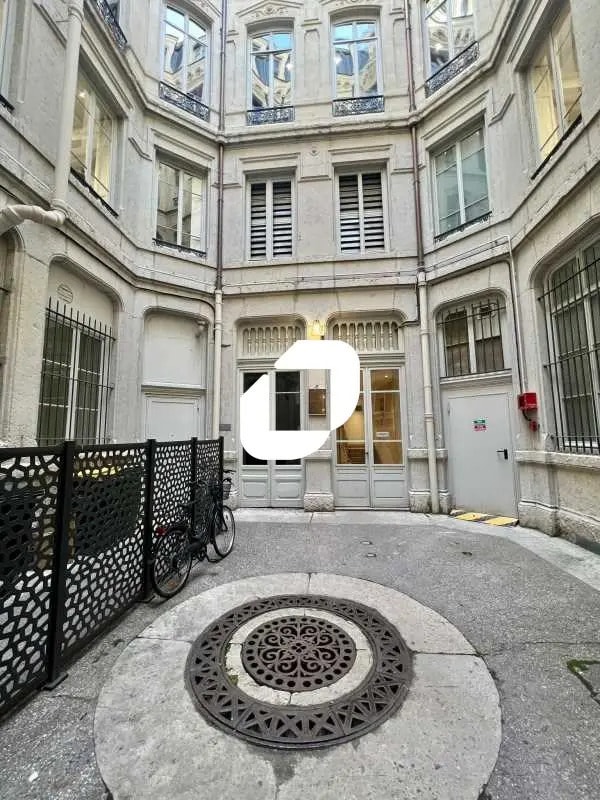 Plus de détails pour Bureau à louer