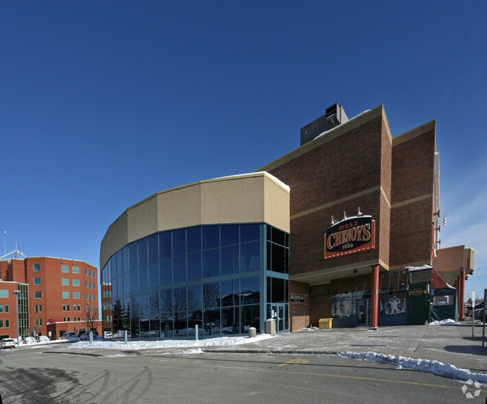 120 Boul de l'Hôpital, Gatineau, QC à louer - Photo de l’immeuble – Image 2 sur 8