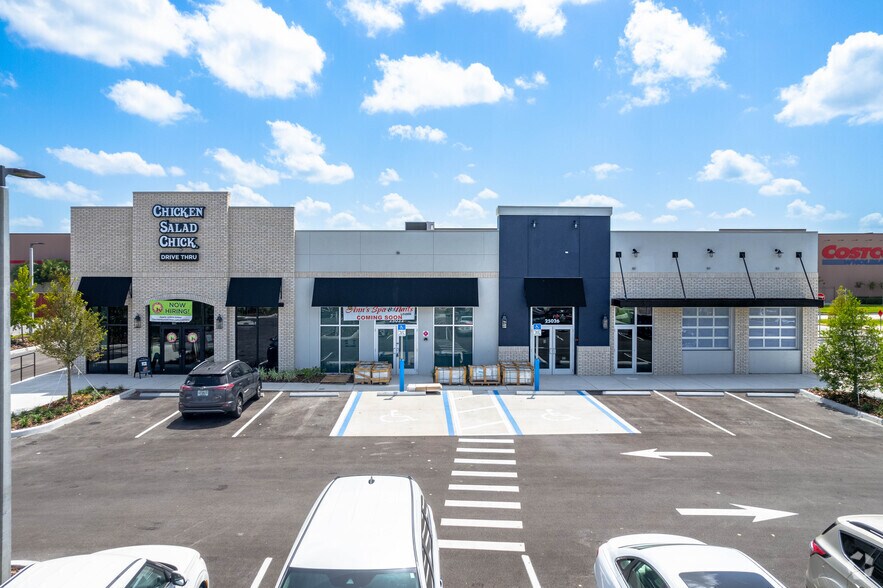 25038 Wesley Chapel Blvd, Lutz, FL à louer - Photo de l’immeuble – Image 2 sur 4