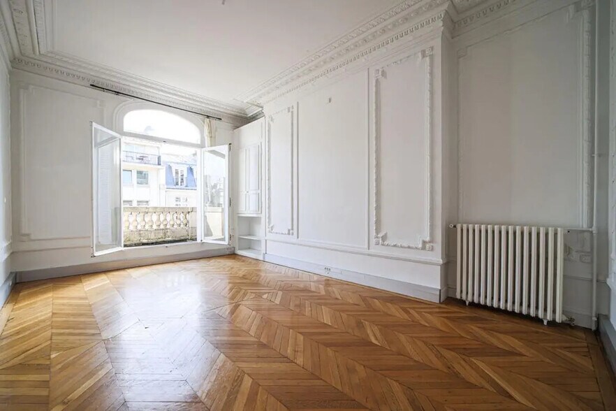 Bureau dans Paris à louer - Photo de l’immeuble – Image 2 sur 13