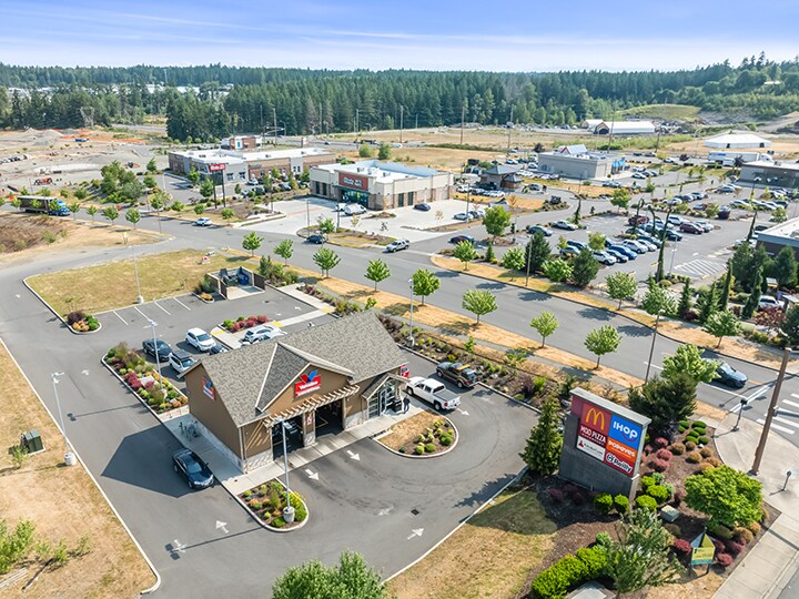 17512 Canyon Pky E, Tacoma, WA à vendre - Photo de l’immeuble – Image 1 sur 7
