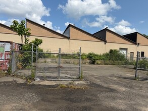 1 Barry Pl, Stamford, CT à louer Autre– Image 2 sur 2