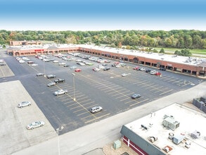 7121-7165 Tiffany Blvd, Youngstown, OH à louer Photo de l’immeuble– Image 1 sur 2