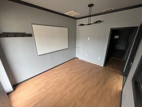 4305 FM 1187, Burleson, TX à louer Photo de l’immeuble– Image 2 sur 9