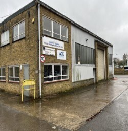Plus de détails pour 42 Wrest Park, Silsoe - Local d'activités à louer