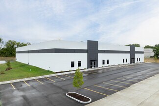 Plus de détails pour 500-550 Corporate Hills Dr, Saint Charles, MO - Industriel/Logistique à vendre