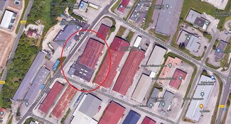 Plus de détails pour Local d'activités à louer