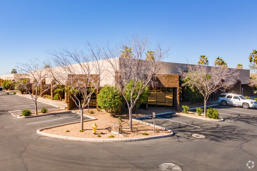 17235 N 75th Ave, Glendale, AZ à vendre - Photo de l’immeuble – Image 2 sur 7