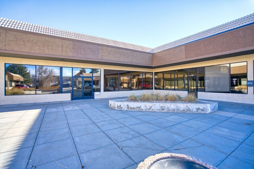 310-390 Lashley St, Longmont, CO à louer - Photo de l’immeuble – Image 3 sur 13
