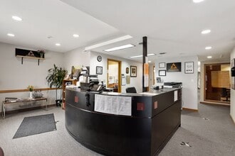 800 N 42nd Ave, Minneapolis, MN à louer Photo de l’immeuble– Image 2 sur 22