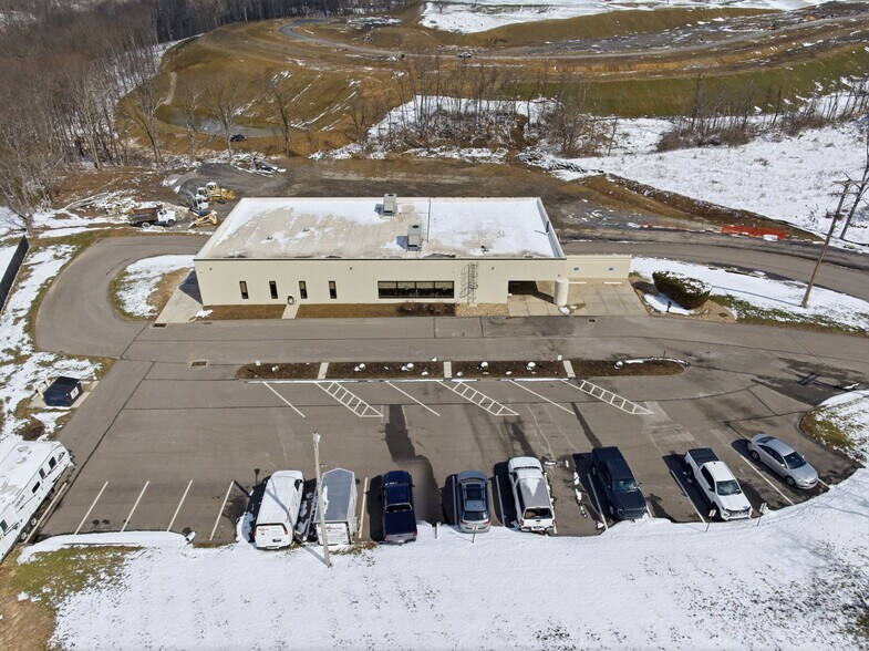 221 Russellton Dorseyville Rd, Cheswick, PA à louer - Photo de l’immeuble – Image 2 sur 78