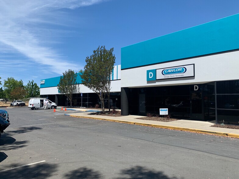 5600 Imhoff Dr, Concord, CA à louer - Photo de l’immeuble – Image 2 sur 4