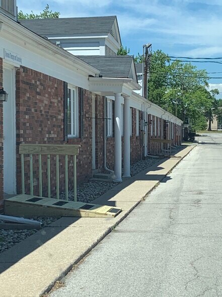 5800 Monroe St, Sylvania, OH à vendre - Photo de l’immeuble – Image 3 sur 4