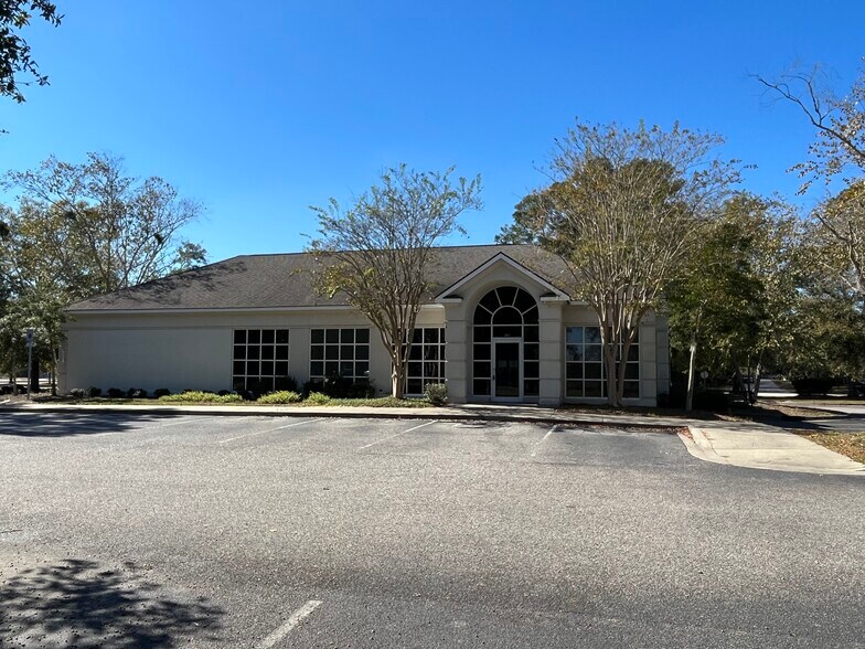 401 Robertson Blvd, Walterboro, SC à vendre - Photo de l’immeuble – Image 1 sur 1
