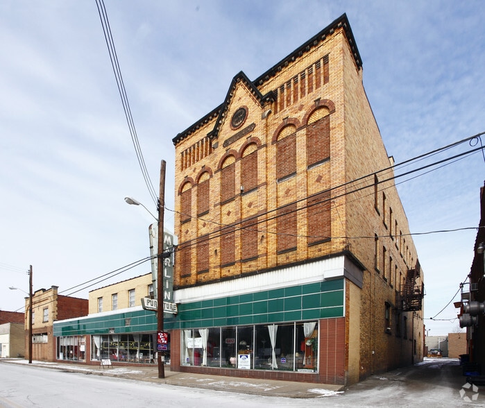 121-127 E Long Ave, New Castle, PA à vendre - Photo principale – Image 1 sur 37