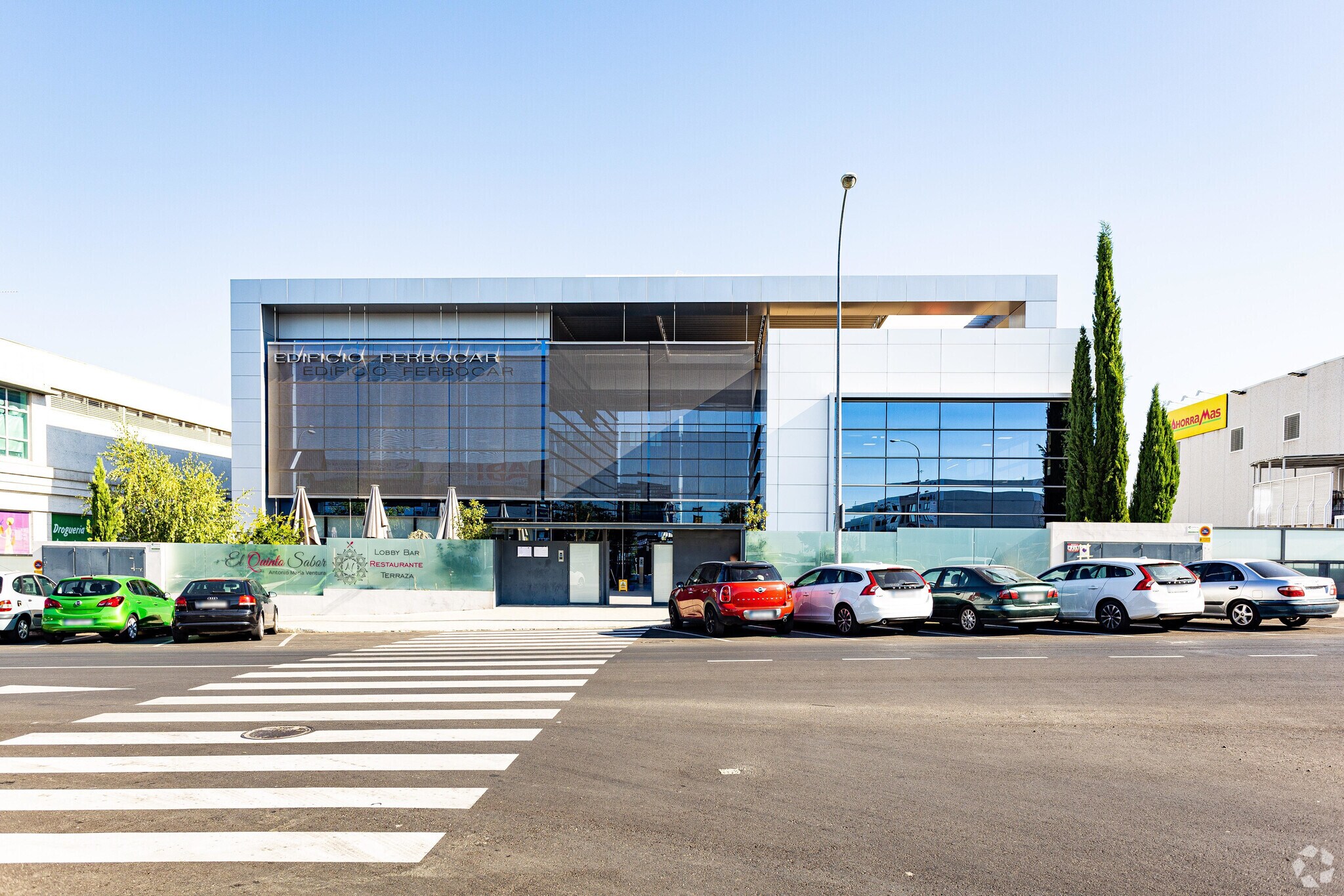 Bureau dans Villaviciosa de Odón, Madrid à louer Photo principale– Image 1 sur 13
