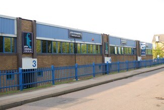 Plus de détails pour Mead Ln, Hertford - Local d'activités à louer